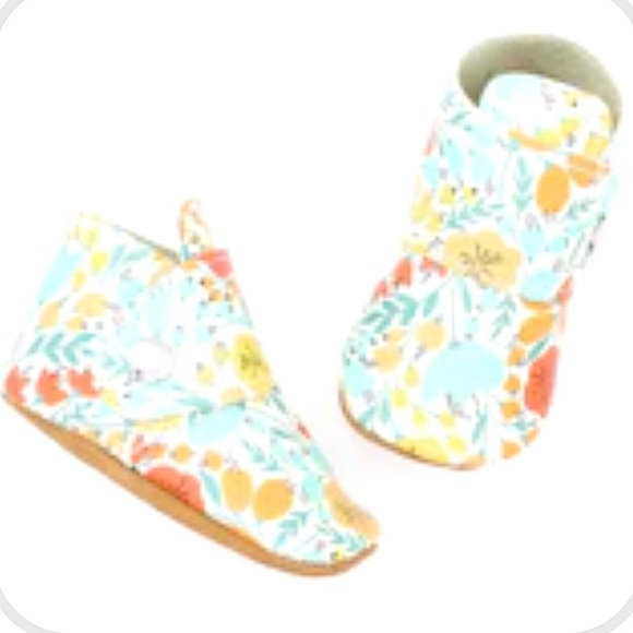 Mon Petit Adorable Leather Snap Side Soft Sole Poppy Floral Bootie New in Bag - Picture 1 of 1